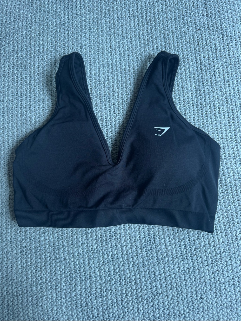 Gymshark Black V-Neck Seamless Sports Bra